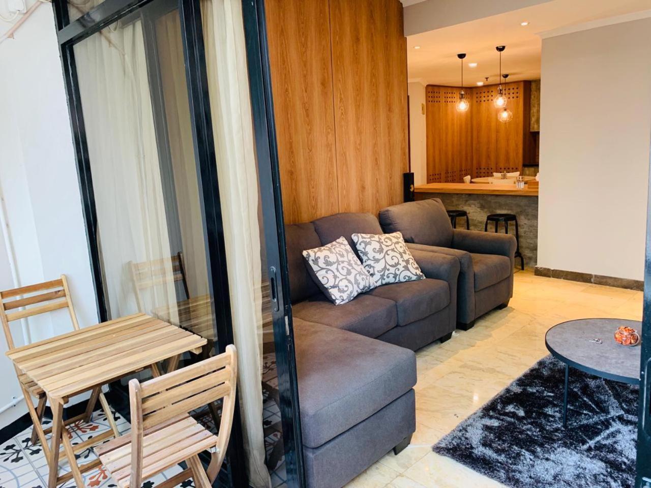 Exclusive Slipi Grogol Senayan Sudirman 3br 1 Full Furnished Jakarta