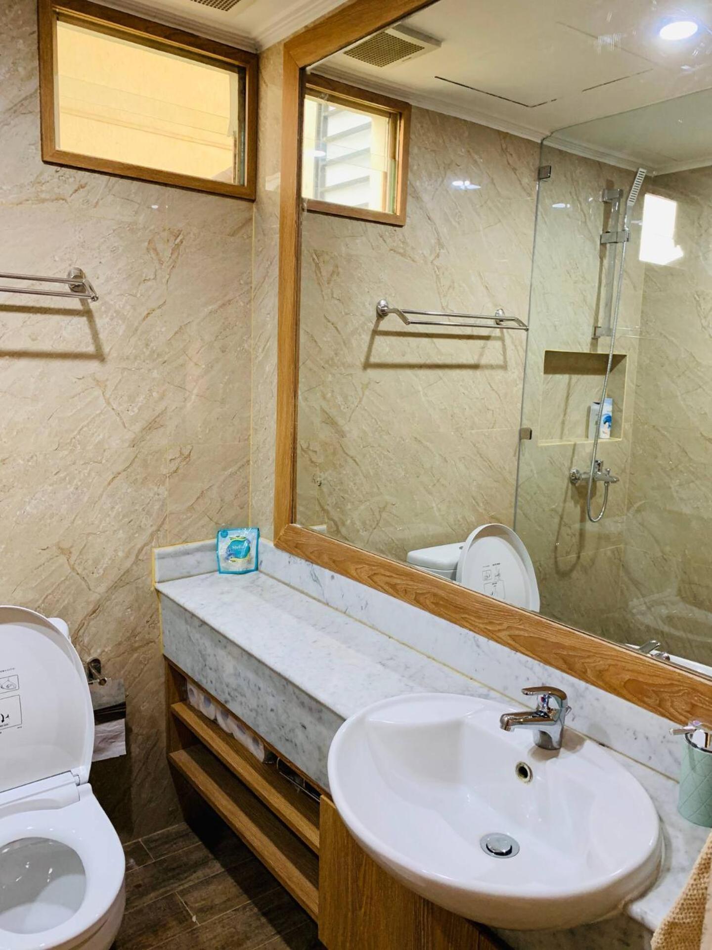 Exclusive Slipi Grogol Senayan Sudirman 3br 1 Full Furnished Jakarta
